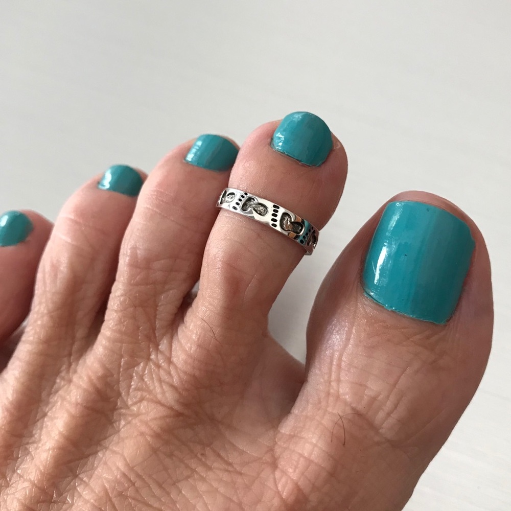 Sterling Silver Footprints Toe Ring - image 2